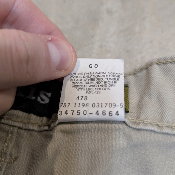 VTG 90s Levis Silvertab Khakis Shorts Cargo Men's 31 Flaws - Picture 2 of 11